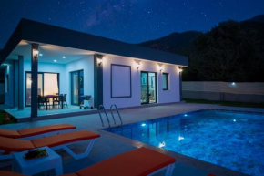 Astonishing 2-bedroom detached villa with pool